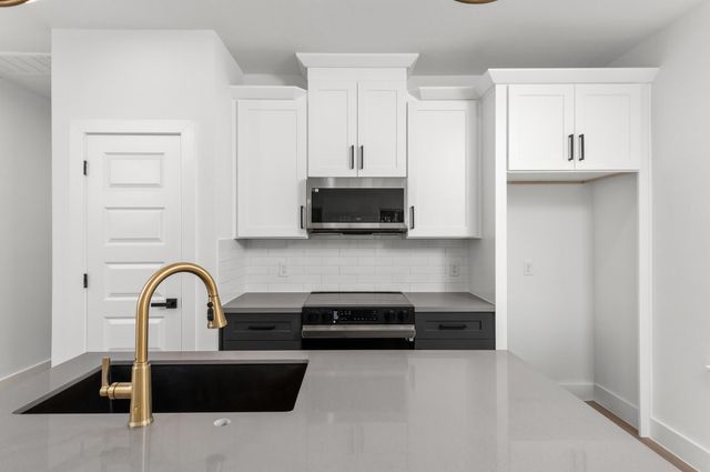 2316 Mckee Street B, Houston, TX 77009