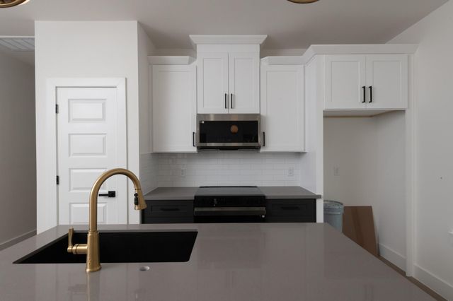 2316 Mckee Street B, Houston, TX 77009