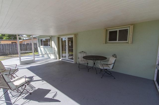 116 NW 8th Street, Boca Raton, FL 33432