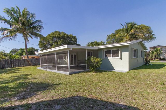 116 NW 8th Street, Boca Raton, FL 33432