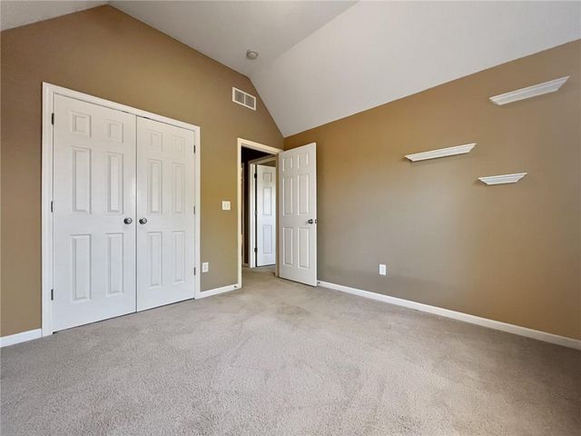 12465 S Quail Ridge Drive, Olathe, KS 66061