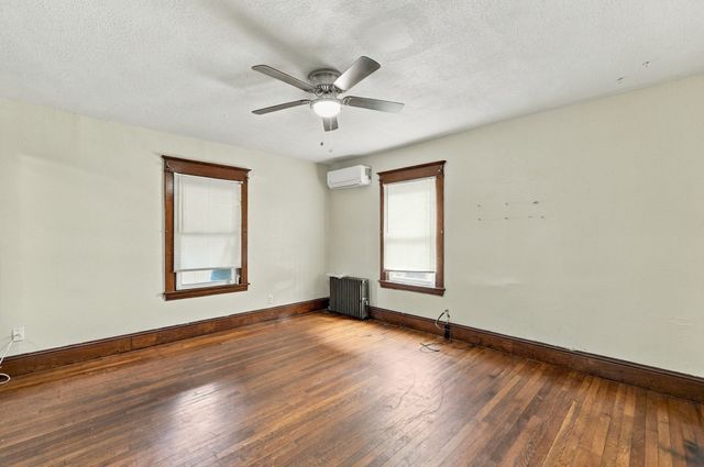132 Gilbert Ave, Springfield, MA 01119