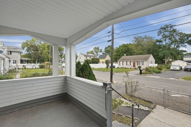 132 Gilbert Ave, Springfield, MA 01119