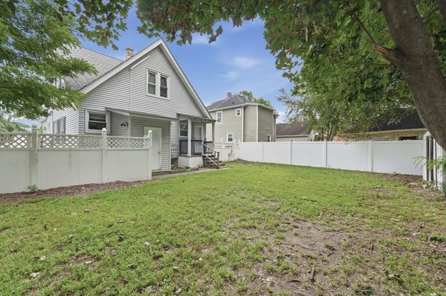 132 Gilbert Ave, Springfield, MA 01119
