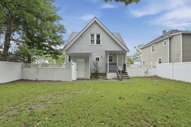 132 Gilbert Ave, Springfield, MA 01119
