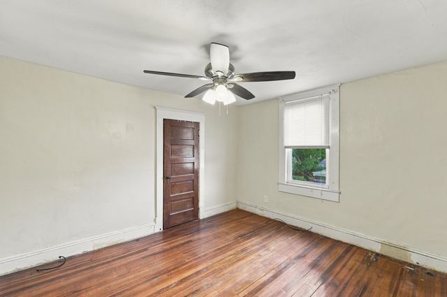 132 Gilbert Ave, Springfield, MA 01119