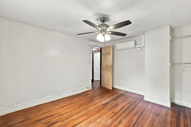 132 Gilbert Ave, Springfield, MA 01119