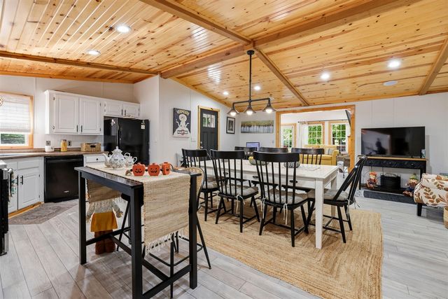 16456 Basswood Road, Three Oaks, MI 49128