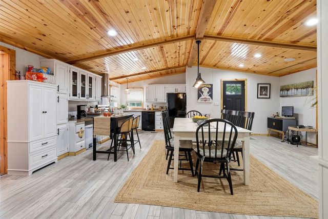 16456 Basswood Road, Three Oaks, MI 49128