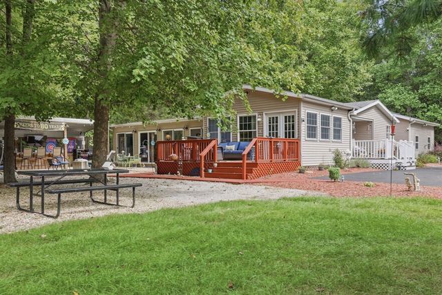 16456 Basswood Road, Three Oaks, MI 49128