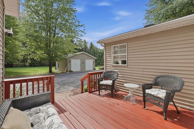 16456 Basswood Road, Three Oaks, MI 49128
