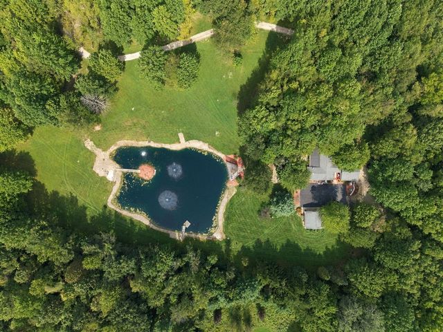 16456 Basswood Road, Three Oaks, MI 49128