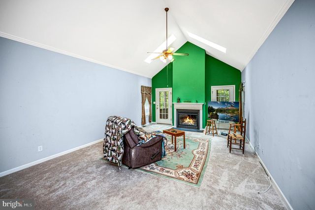 104 CONFEDERATE DR, Locust Grove, VA 22508