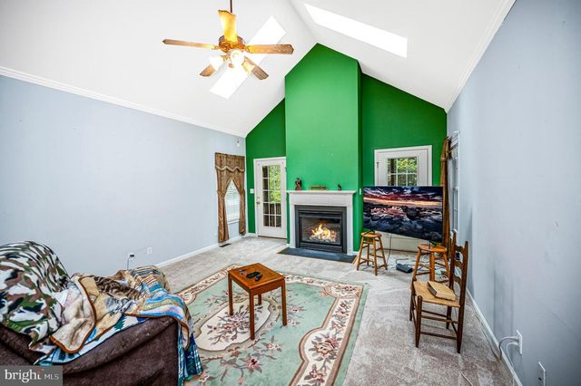 104 CONFEDERATE DR, Locust Grove, VA 22508