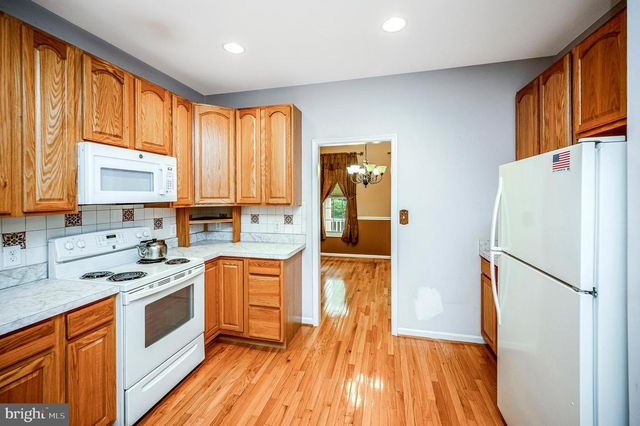 104 CONFEDERATE DR, Locust Grove, VA 22508