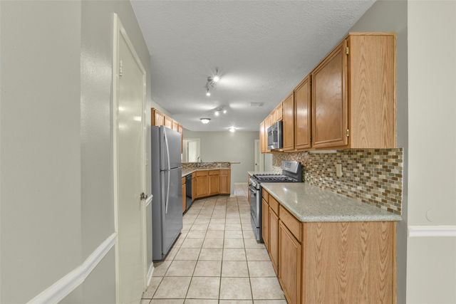 5539 Rivertree Lane, Spring, TX 77379