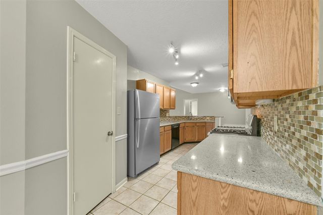 5539 Rivertree Lane, Spring, TX 77379