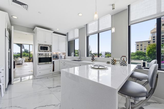 300 Seminole Avenue 3c, Palm Beach, FL 33480
