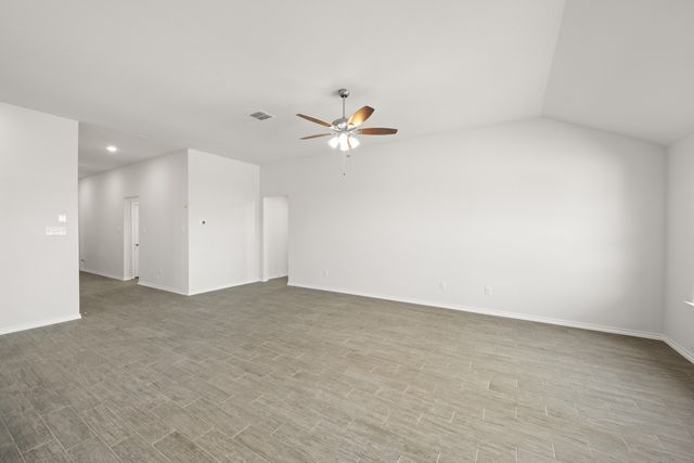 1908 Seminole Drive, Cleburne, TX 76033