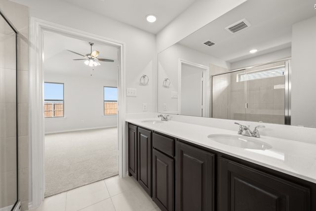 1908 Seminole Drive, Cleburne, TX 76033