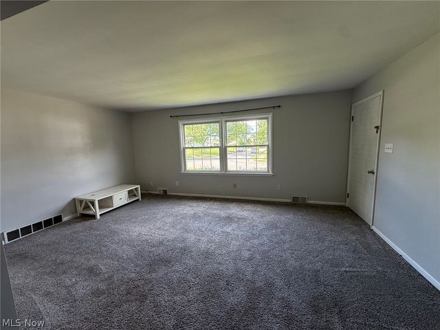1890-1900 Silver Lake Avenue, Cuyahoga Falls, OH 44223