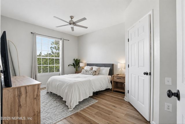 7990 BAYMEADOWS Road 727, Jacksonville, FL 32256