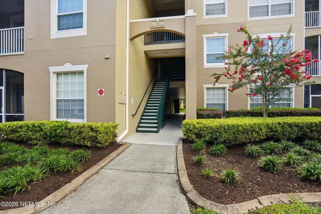 7990 BAYMEADOWS Road 727, Jacksonville, FL 32256