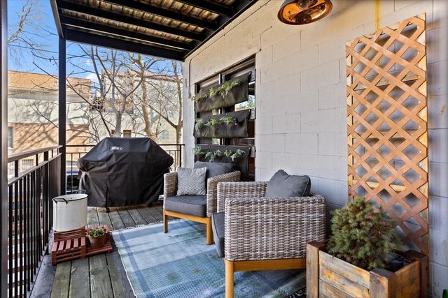 1900 W Armitage Avenue 1, Chicago, IL 60622