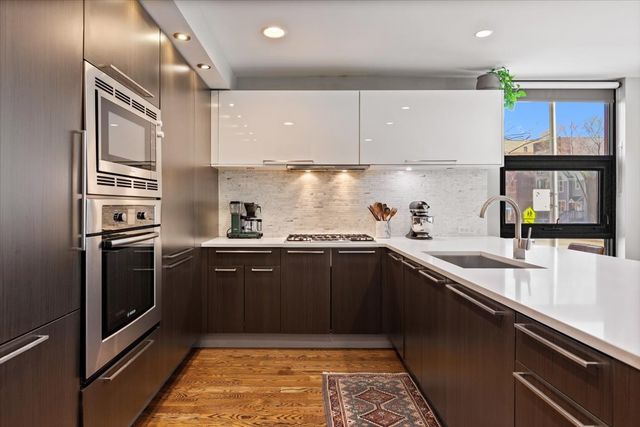 1900 W Armitage Avenue 1, Chicago, IL 60622