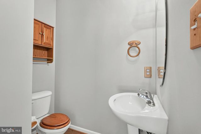 10829 KING NOBEL LN, Bealeton, VA 22712