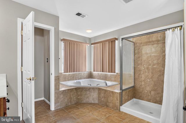 10829 KING NOBEL LN, Bealeton, VA 22712