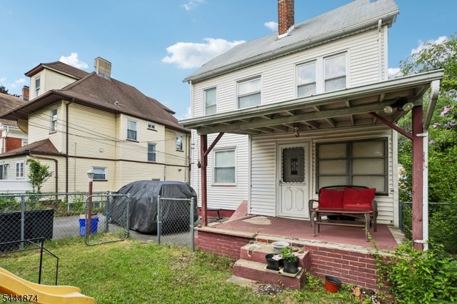 711 Degraw Ave, Newark City, NJ 07104