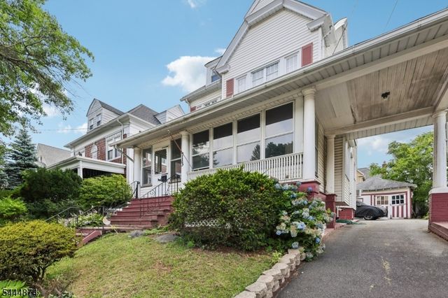 711 Degraw Ave, Newark City, NJ 07104