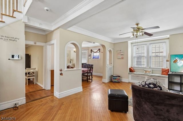 711 Degraw Ave, Newark City, NJ 07104