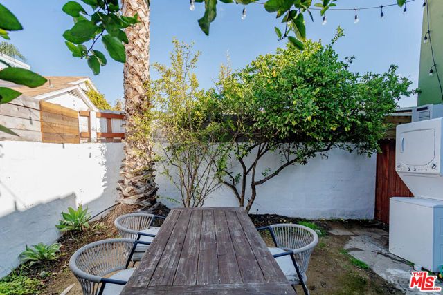 4307 Burns Avenue, Los Angeles, CA 90029