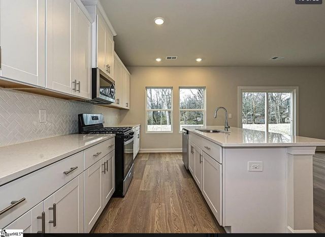 301 Lavinia Circle, Lyman, SC 29365
