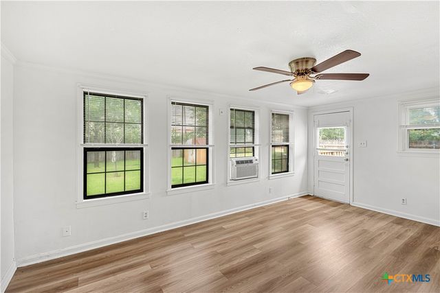 1611 S 33rd Street, Temple, TX 76504