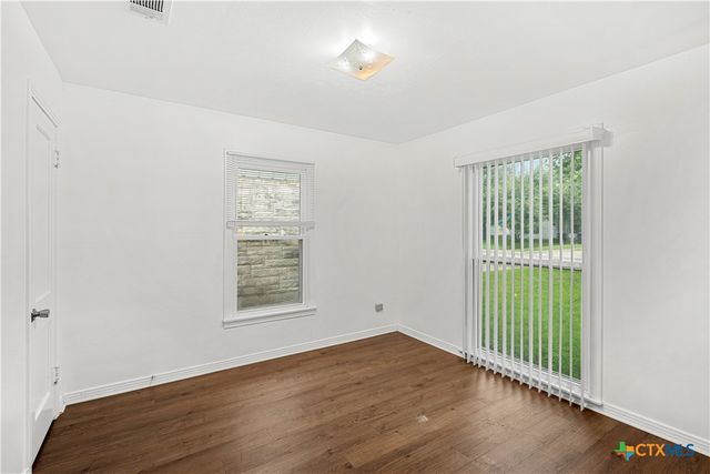 1611 S 33rd Street, Temple, TX 76504