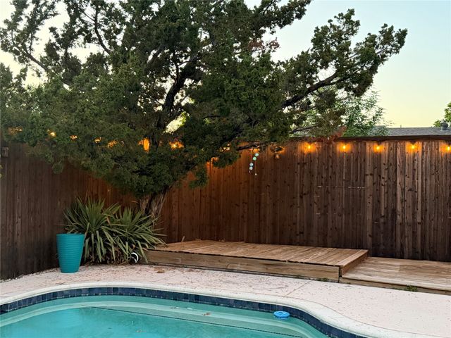 5404 Rice Drive, The Colony, TX 75056