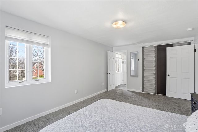 306 East Drive, Oakwood, OH 45419