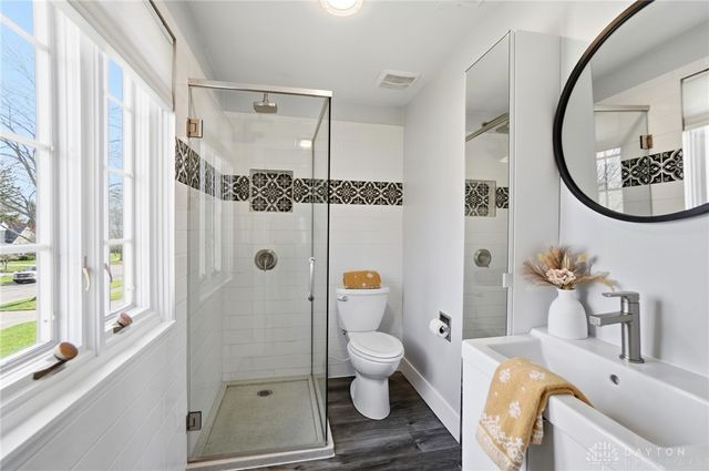 306 East Drive, Oakwood, OH 45419