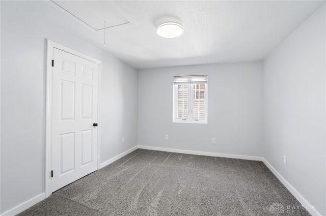 306 East Drive, Oakwood, OH 45419