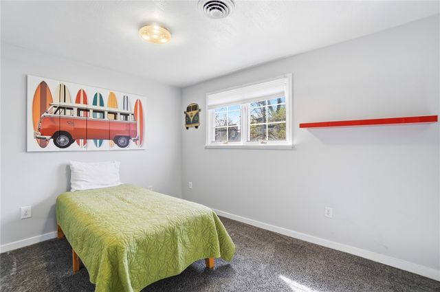 306 East Drive, Oakwood, OH 45419