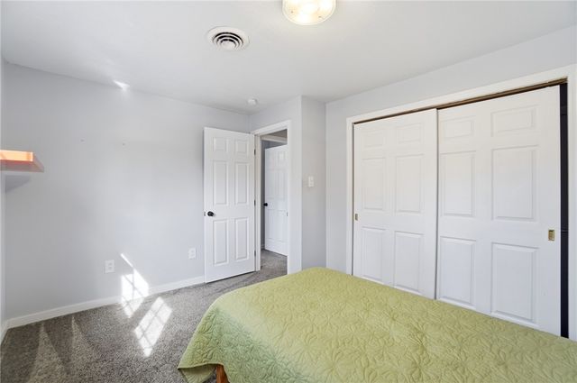 306 East Drive, Oakwood, OH 45419