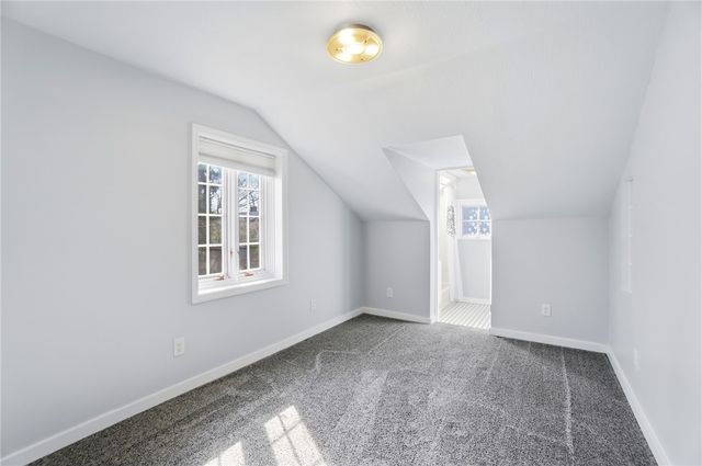 306 East Drive, Oakwood, OH 45419