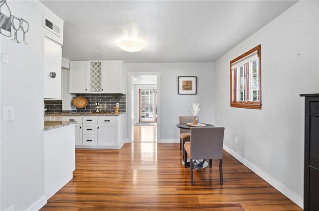 306 East Drive, Oakwood, OH 45419