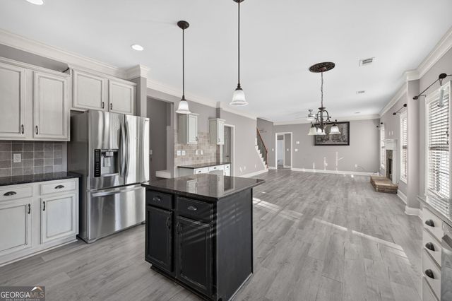 1664 Maes Overlook, Loganville, GA 30052