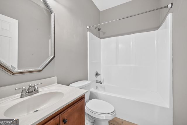 1664 Maes Overlook, Loganville, GA 30052
