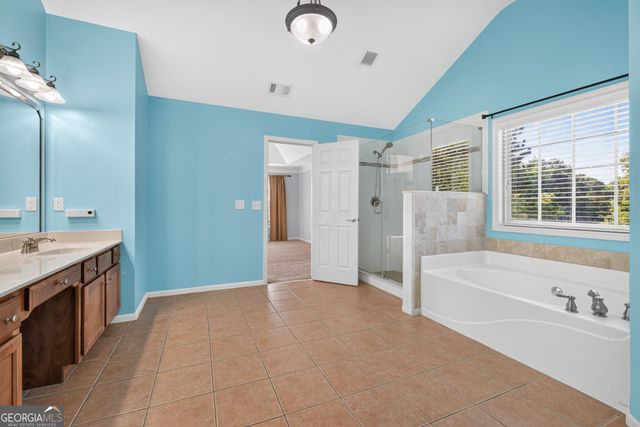 1664 Maes Overlook, Loganville, GA 30052