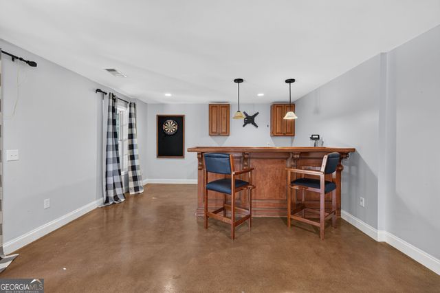 1664 Maes Overlook, Loganville, GA 30052